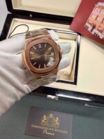 Patek Philippe Nautilus Rose Gold Marrom
