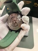 Audemars Piguet Royal Oak Offshore Chronograph "Tactical Green" - Imagem 5