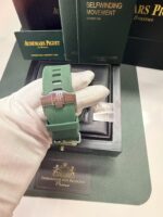 Audemars Piguet Royal Oak Offshore Chronograph "Tactical Green" - Imagem 7
