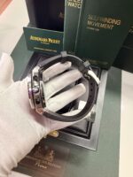 Audemars Piguet Royal Oak Offshore Chronograph "Tactical Green" - Imagem 5