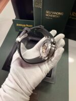Audemars Piguet Royal Oak Offshore Chronograph "Tactical Green" - Imagem 6